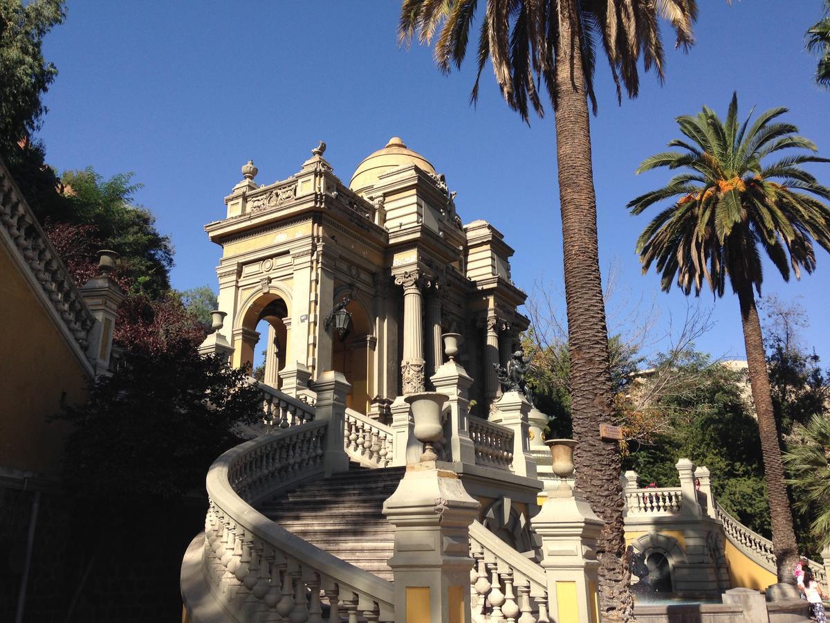 Azzai Bellas Artes Santiago Exterior photo