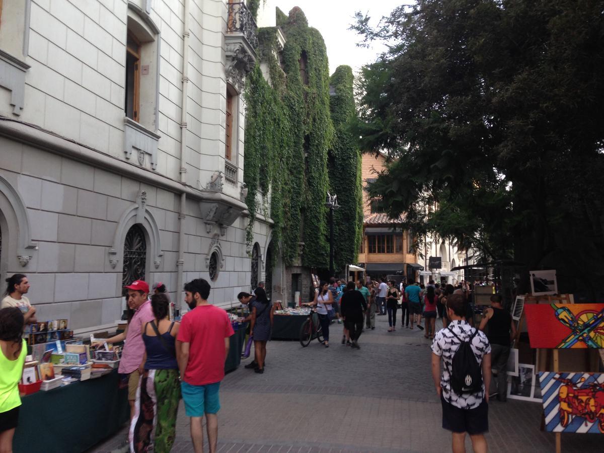 Azzai Bellas Artes Santiago Exterior photo